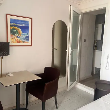 La Routarde Bed & Breakfast *